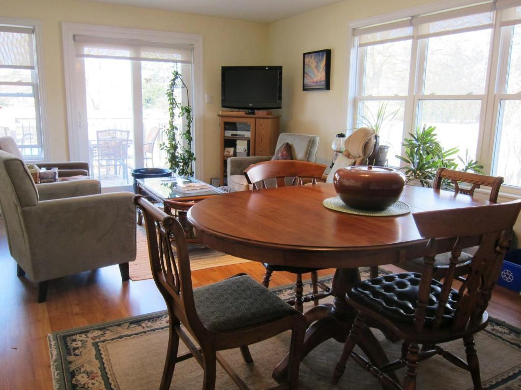 פיטרבורו Twin Pines Bed And Breakfast מראה חיצוני תמונה