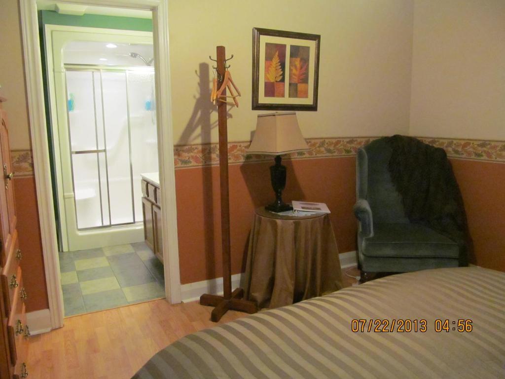 פיטרבורו Twin Pines Bed And Breakfast חדר תמונה